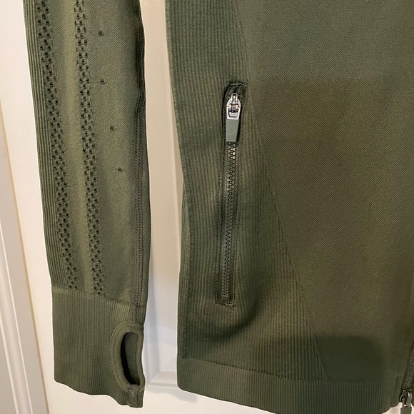 Fabletics Kiley Seamless Hooded Jacket - Picture 2 of 8